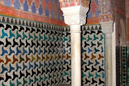 Azulejos en la Alhambra de Granada
