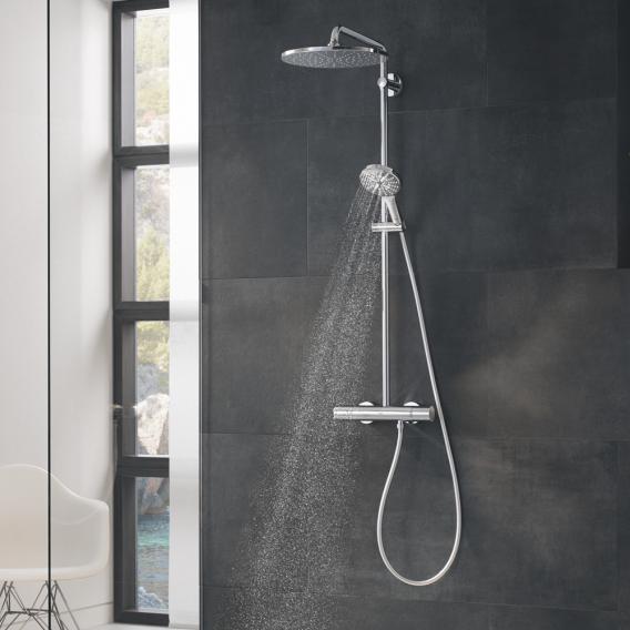 Grifería de ducha fabricada en cromo con sistema ecojoy, ideal para ahorrar agua.